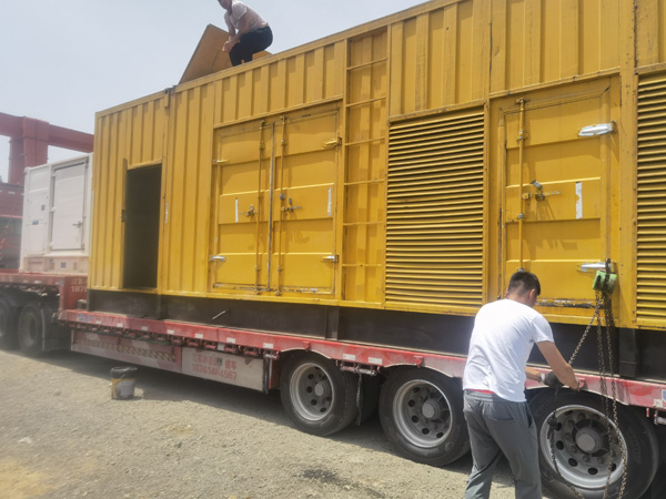 扶沟发电机出租100KW发电机需要什么规格的电缆线？
